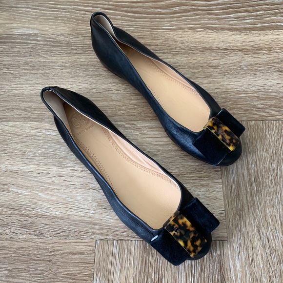 NWOT Tory Burch Black and Tortoise Shell Flats(8) - Picture 3 of 7
